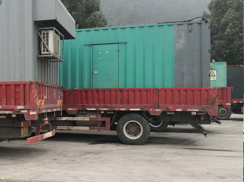 瀍河回族柴油发电机组使用注意安全事项有哪些？