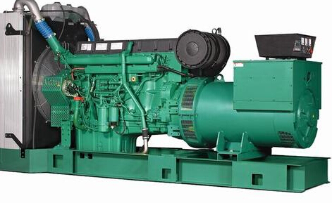 瀍河回族发电机除垢后需要用清水冲洗水冷式机油散热器几次？